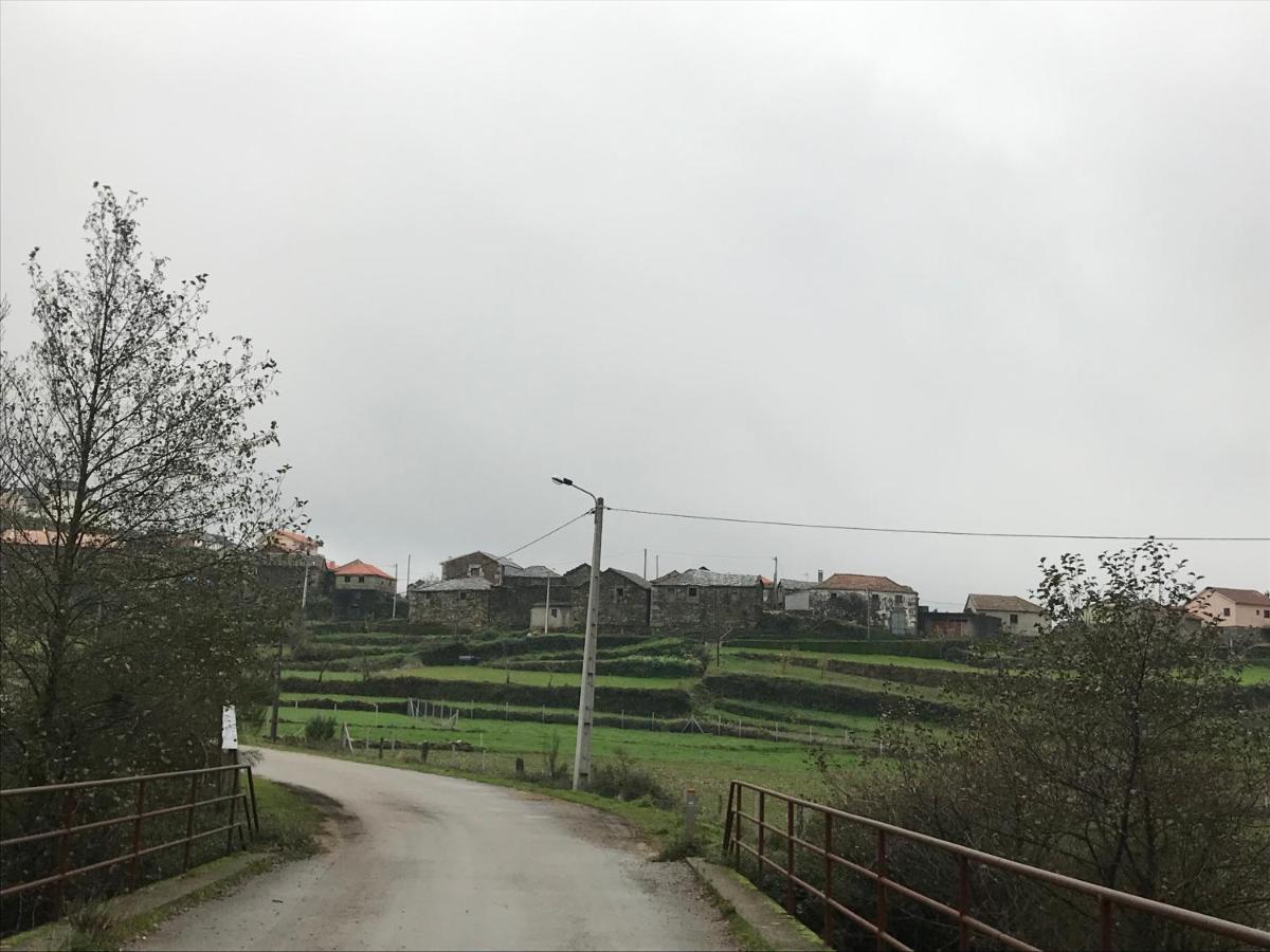 הוילה Bilho Refugio Dos Macedos מראה חיצוני תמונה